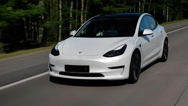 Tesla Model 3 Sipariş Durdurma: Nedenleri ve Sonuçları